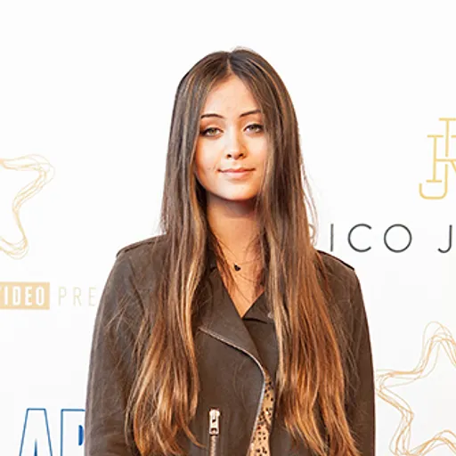 Jasmine Thompson