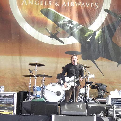 Angels & Airwaves