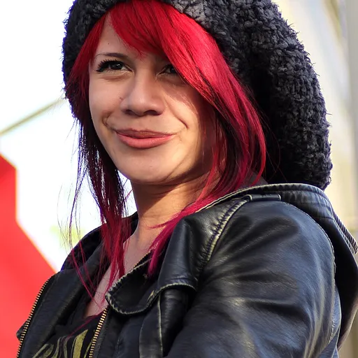 Allison Iraheta