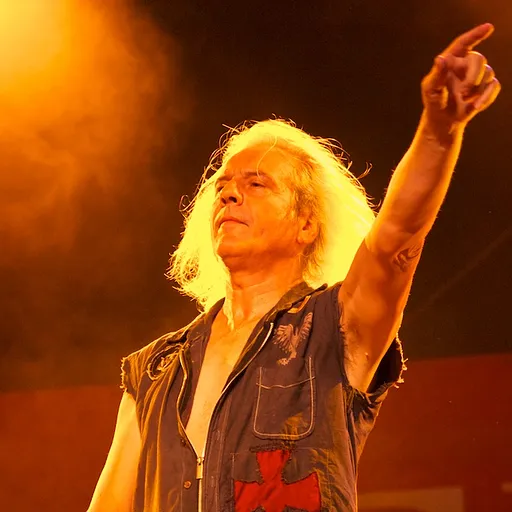 Phil Lanzon
