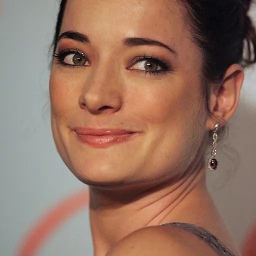 Laura Michelle Kelly