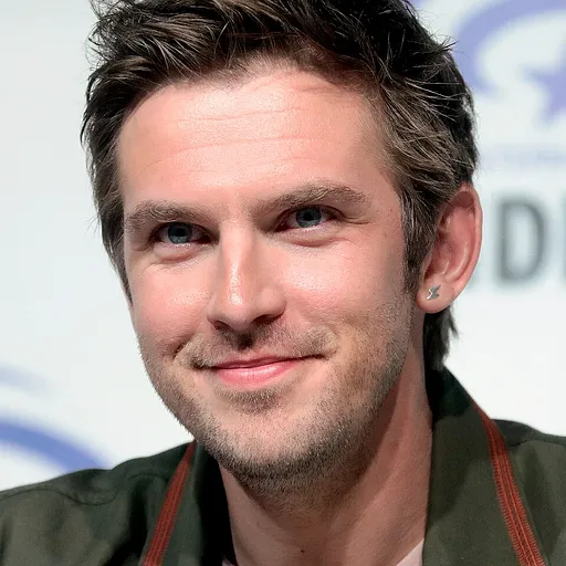Dan Stevens