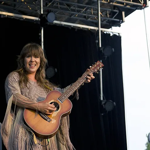 Serena Ryder