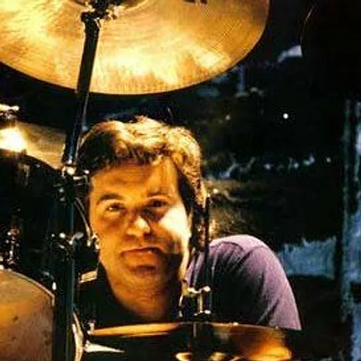 Simon Wright