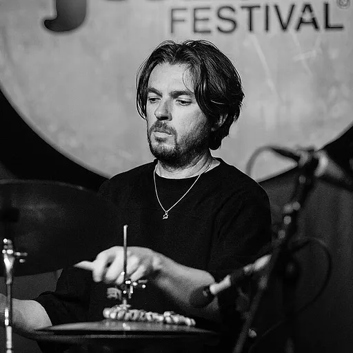 Tom Skinner