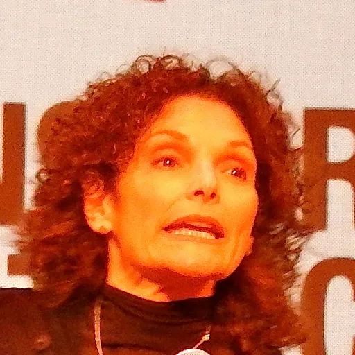 Mary Elizabeth Mastrantonio