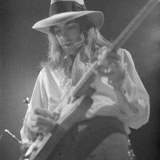 Tommy Bolin