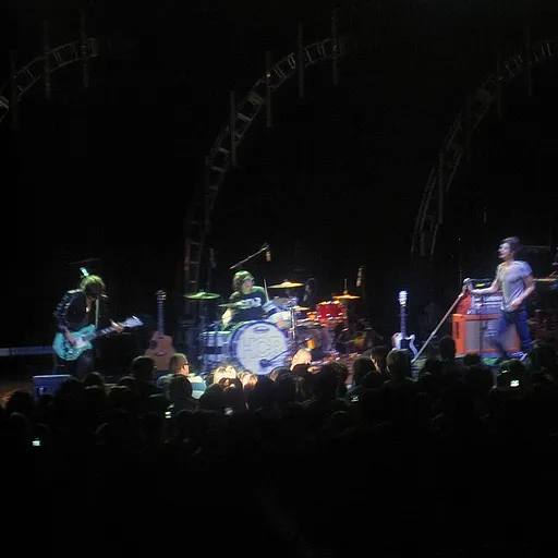 Hot Chelle Rae