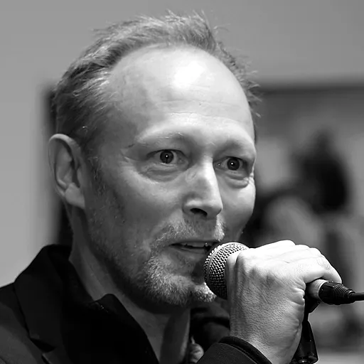 Lars Mikkelsen