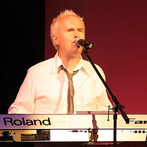 Howard Jones