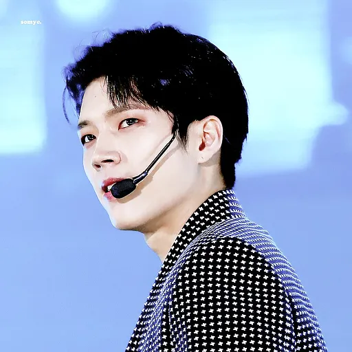 남우현