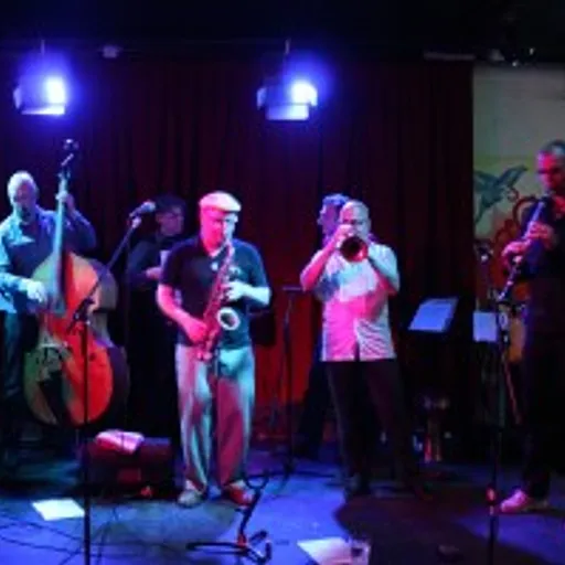 Amsterdam Klezmer Band