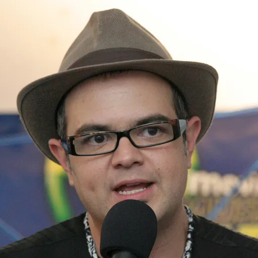 Aleks Syntek