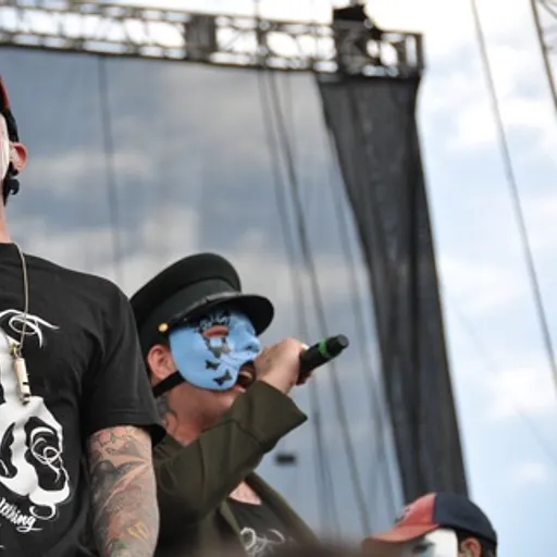 Hollywood Undead