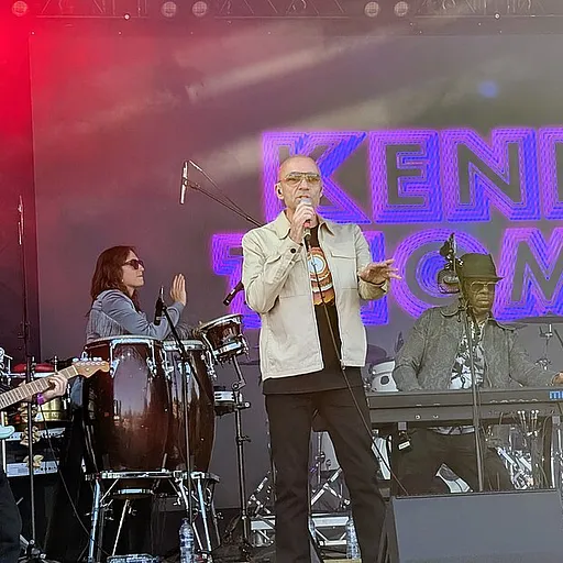 Kenny Thomas