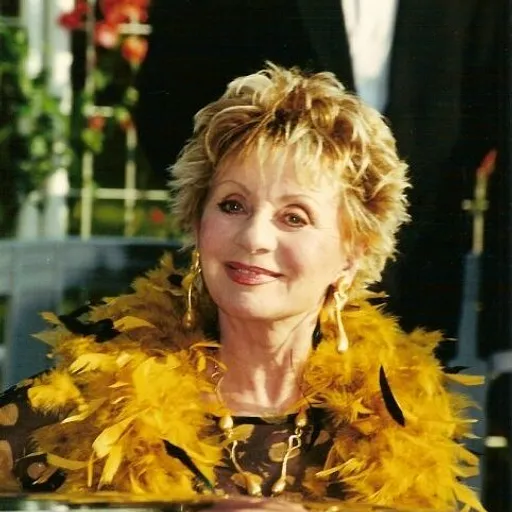 Annie Cordy
