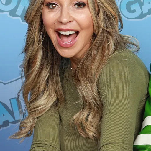 Tara Strong