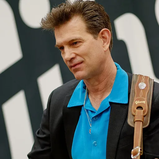 Chris Isaak