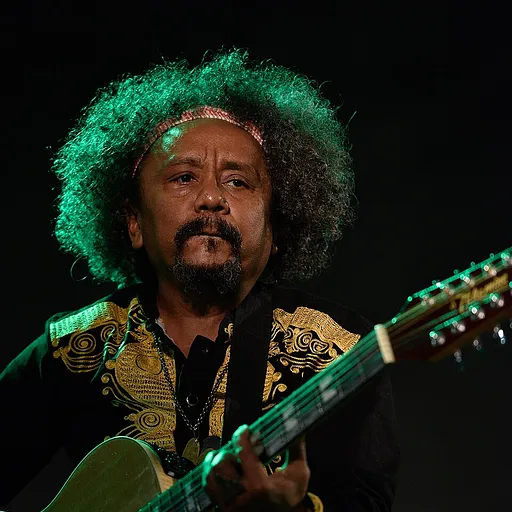 Chico César