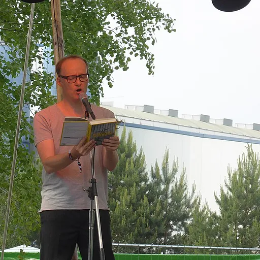 PeterLicht