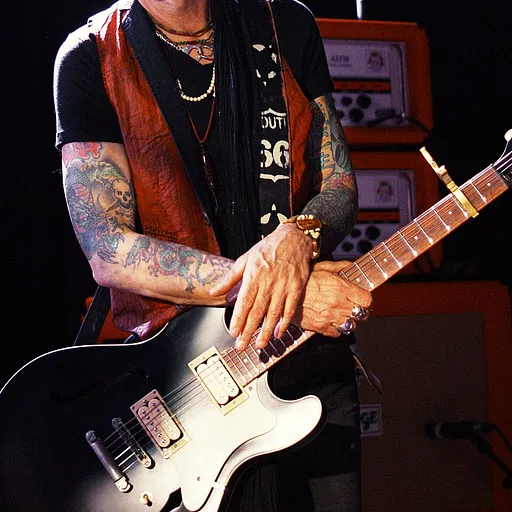 Earl Slick