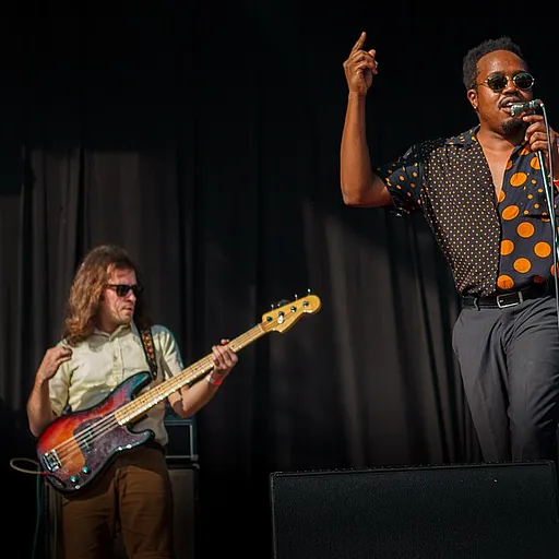 Durand Jones & The Indications