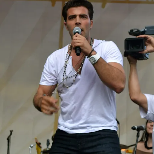 Jencarlos Canela