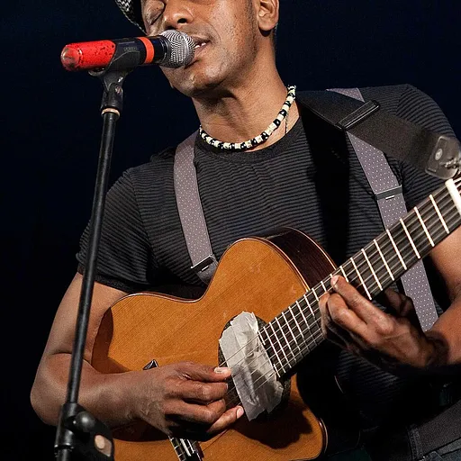 Tito Paris