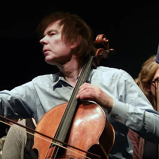Julian Lloyd Webber