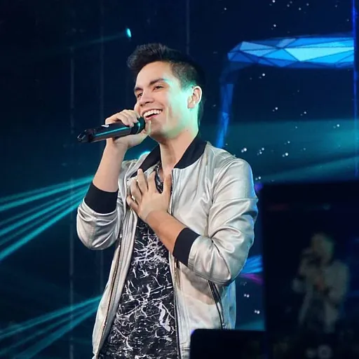 Sam Tsui