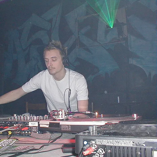 DJ Fresh