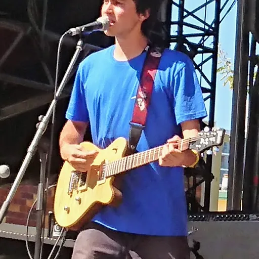 Alex G