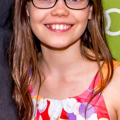 Oona Laurence