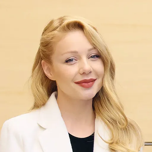 Tina Karol
