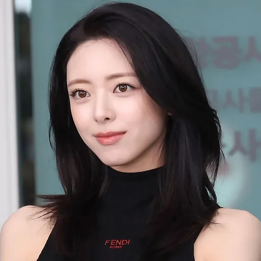 YUNA