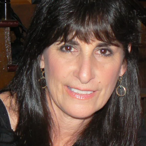 Karla Bonoff