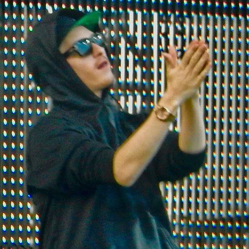 Flosstradamus