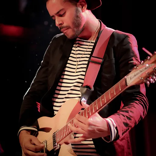 Twin Shadow