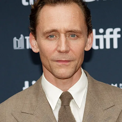 Tom Hiddleston