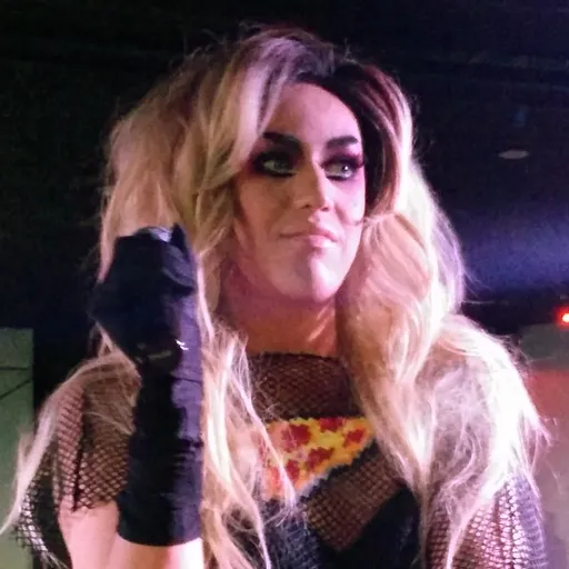 Adore Delano