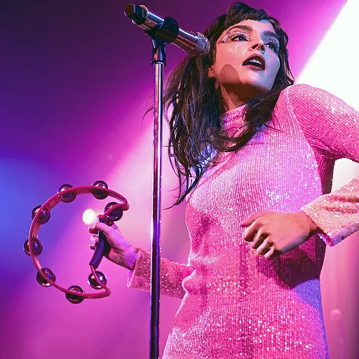 Lauren Mayberry