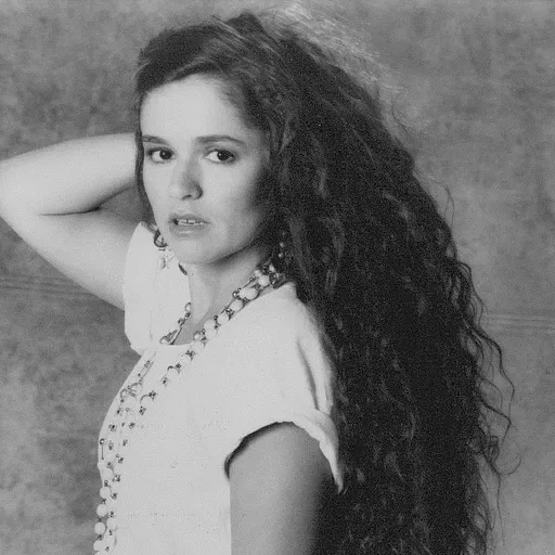 Nicolette Larson