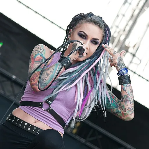 Lena Scissorhands