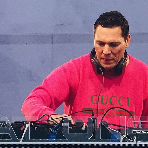 Tiësto