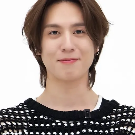 유겸
