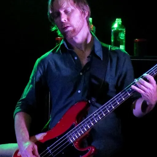 Nate Mendel