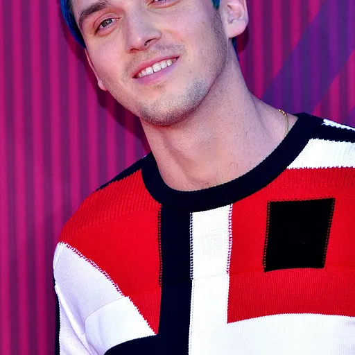 Lauv