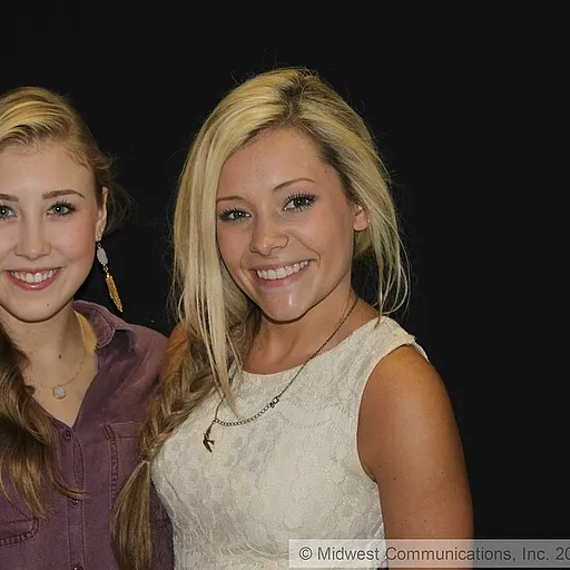 Maddie & Tae
