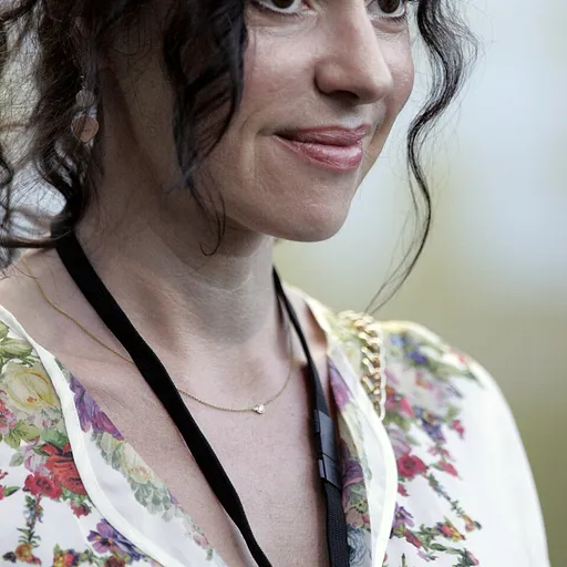 Tina Arena