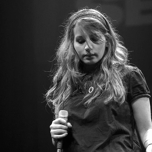 Coralie Clément